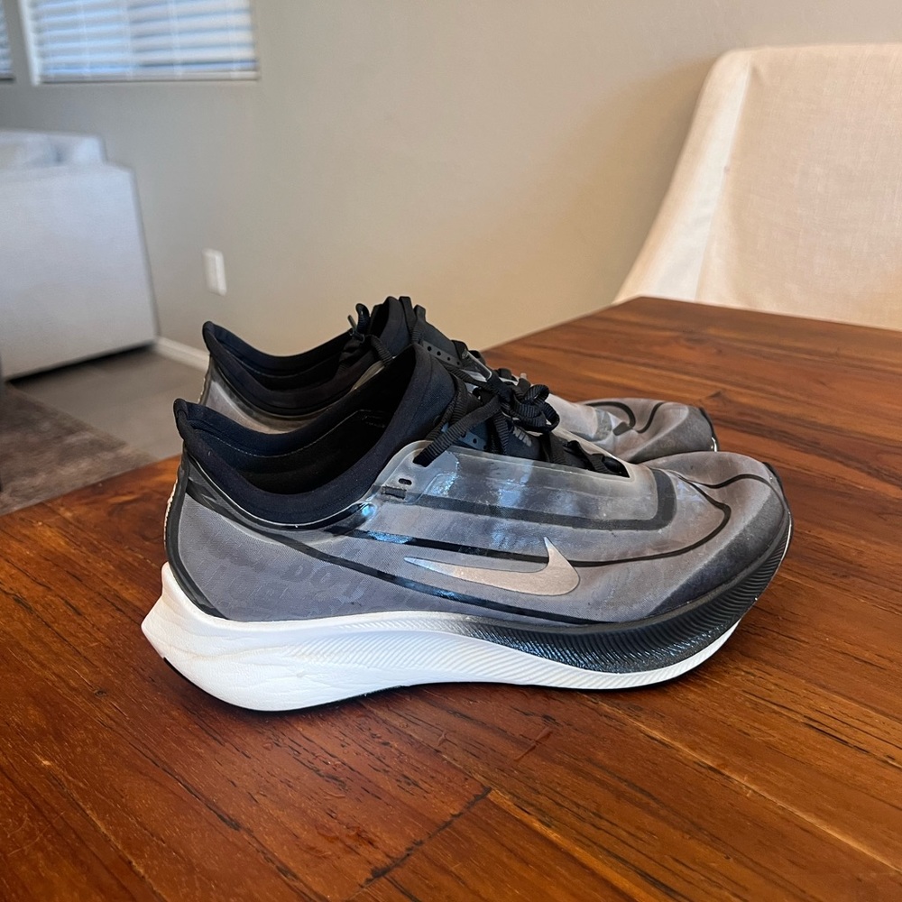Nike Zoom Fly 3 'Dark Smoke Grey' AT8241-001